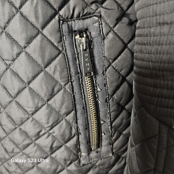 DKNY Women’s Asymmetrical Black Jacket. Size S - Picture 6 of 16